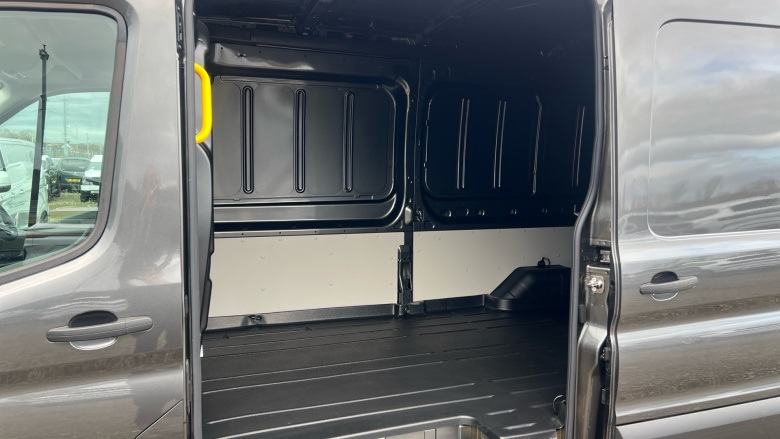 Ford Transit E-350 L3 Rwd 135kW 68kWh H2 Trend Van Auto